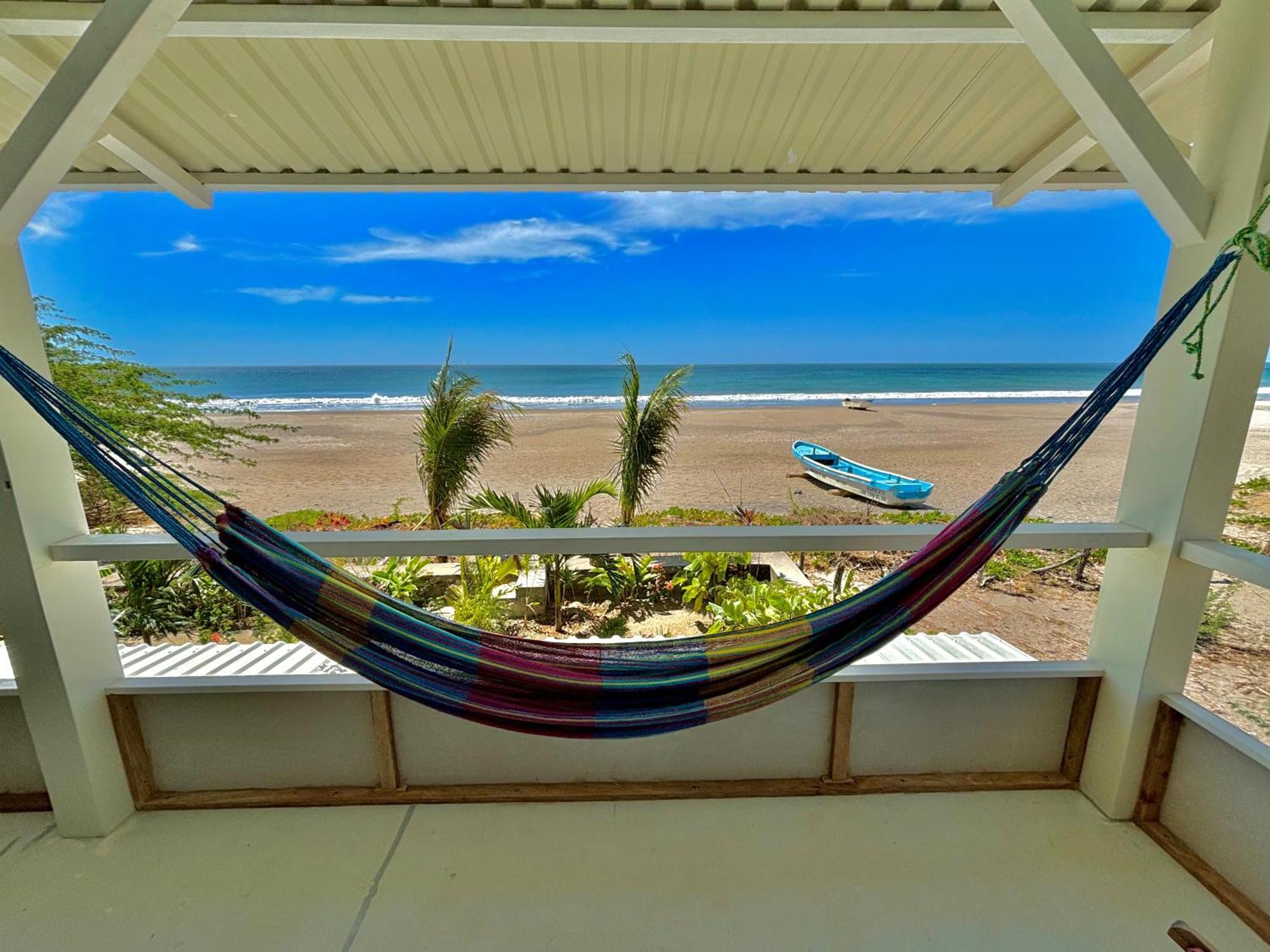 פופויו Stella Mar Oceanfront Hotel מראה חיצוני תמונה