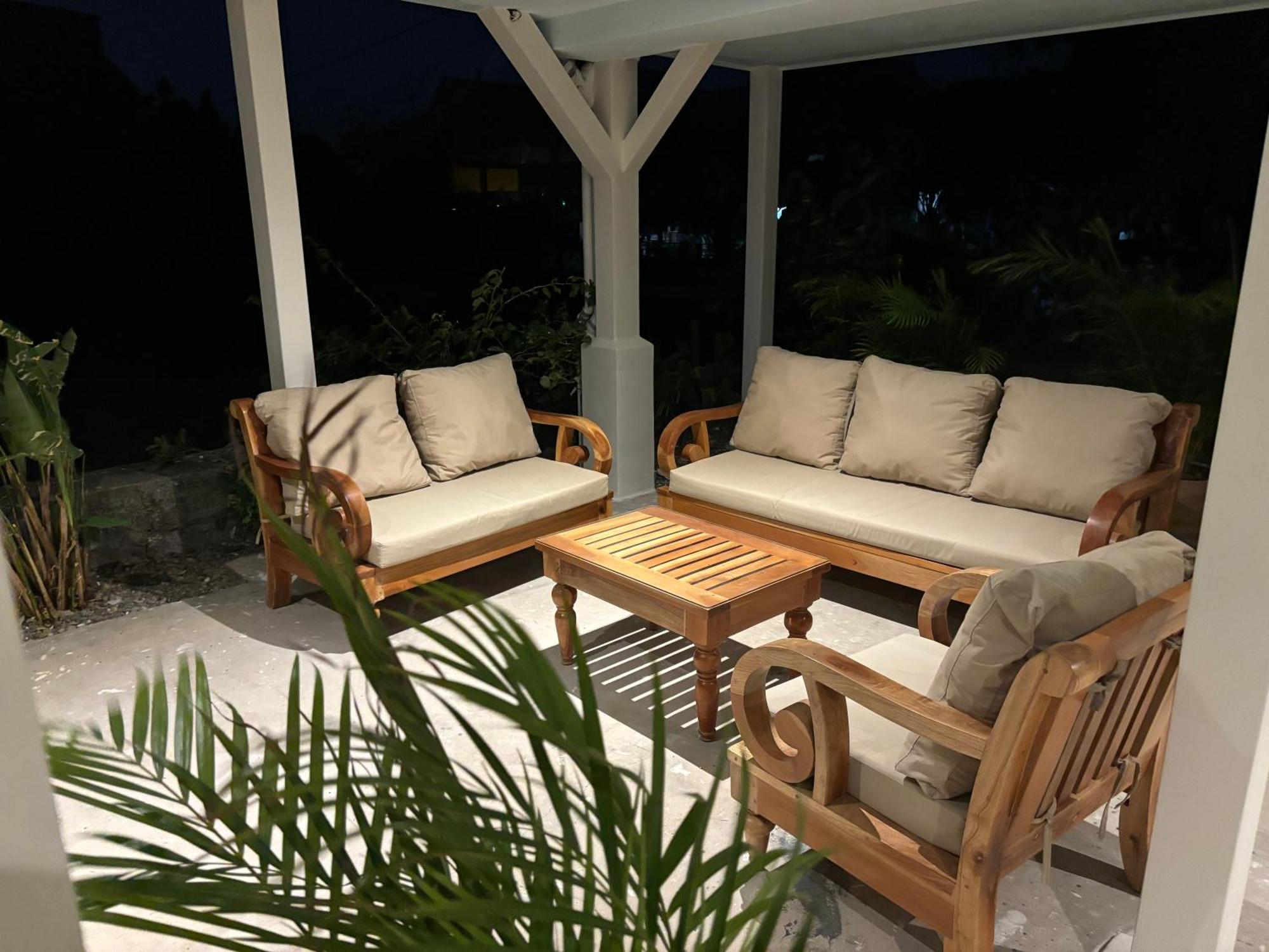 פופויו Stella Mar Oceanfront Hotel מראה חיצוני תמונה